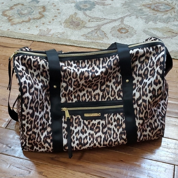 Juicy Couture Handbags - Juicy Couture Leopard Print Weekender Travel Duffel Bag